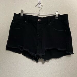 #686 Free People Black Denim Shorts 25